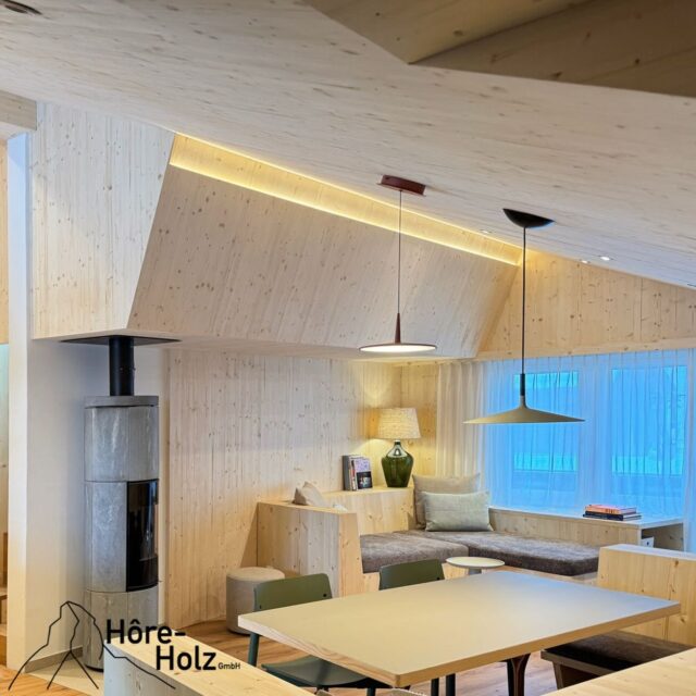 Decke und Wandverkleidung in Fichte.
#fichte #holzdecke #wandverkleidung #fichte #horeholz